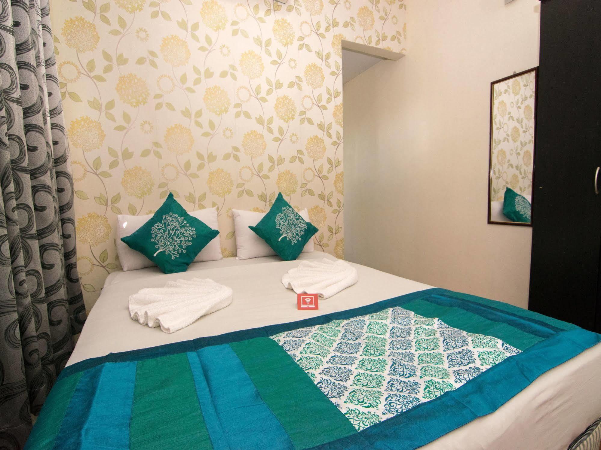 Oyo 103 V'La Garden Hotel クアラルンプール エクステリア 写真