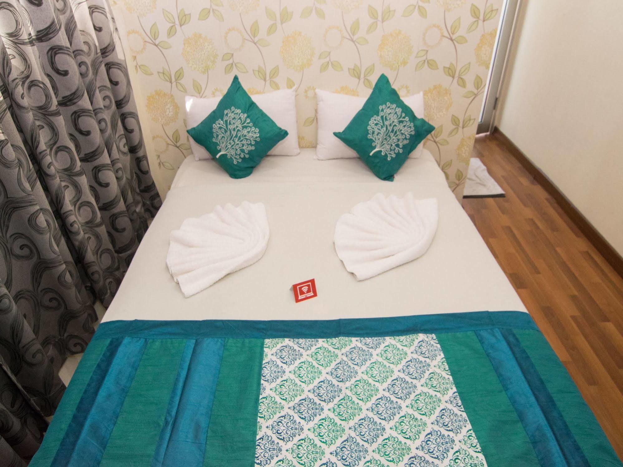 Oyo 103 V'La Garden Hotel クアラルンプール エクステリア 写真