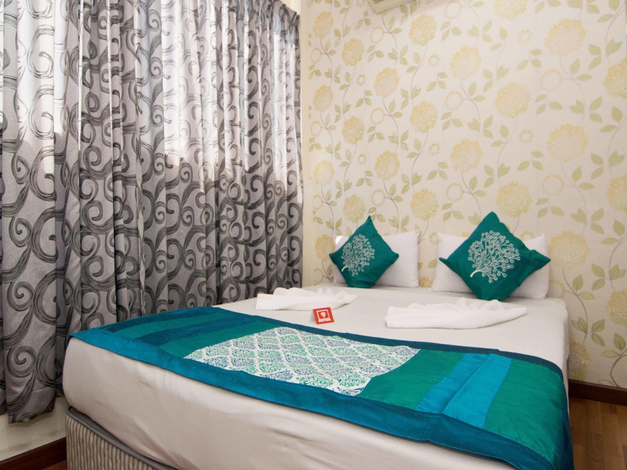 Oyo 103 V'La Garden Hotel クアラルンプール エクステリア 写真